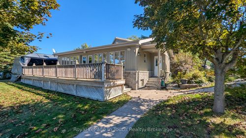 {{alt}} | Card Image