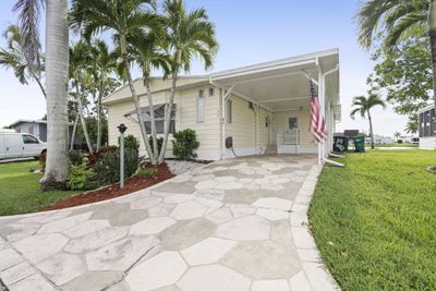 32 Covey Lane, House other with 2 bedrooms, 2 bathrooms and null parking in NAPLES FL | Image 2