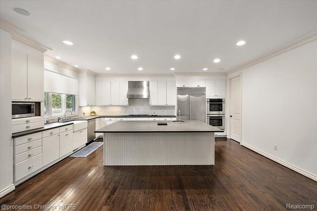 699 Abbey St, House other with 4 bedrooms, 6 bathrooms and null parking in Birmingham MI | Image 11