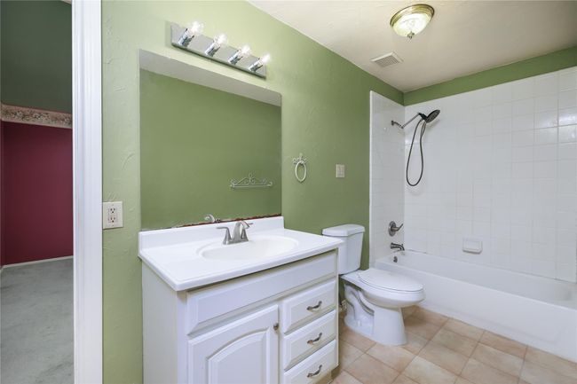 24046 Spring Briar Ln, House other with 4 bedrooms, 3 bathrooms and 2 parking in Spring TX | Image 14