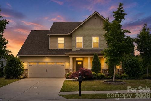 17504 Austins Creek Dr, Charlotte, NC, 28278-6016 | Card Image