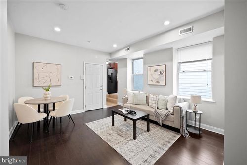 1325 N Franklin St, PHILADELPHIA, PA, 19122-4363 | Card Image