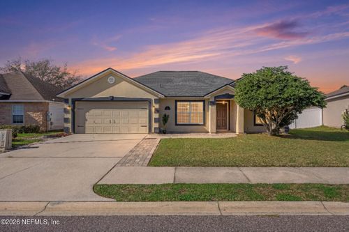 3808 Falcon Crest Dr, GREEN COVE SPRINGS, FL, 32043-9218 | Card Image