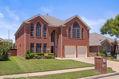 10517 Jaybird Dr, Fort Worth, TX, 76244-6617 | Card Image