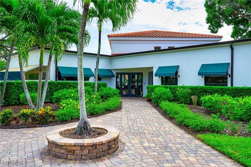 c101-649 Beachwalk Cir, NAPLES, FL, 34108-8724 | Card Image