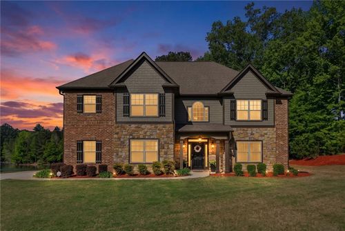 3 Westwood Lake Dr, Newnan, GA, 30263-4692 | Card Image