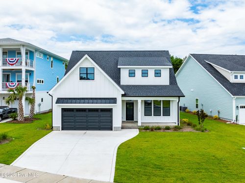 366 Summerhouse Dr, Holly Ridge, NC, 28445-6003 | Card Image