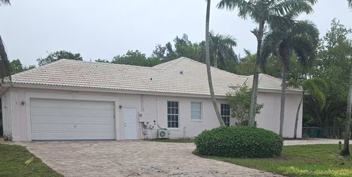 16730 Griffin Rd, Southwest Ranches, FL, 33331-1322 | Card Image