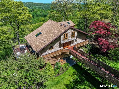 10 Hillcrest Ct, Ridgefield, CT, 06877-3019 | Card Image