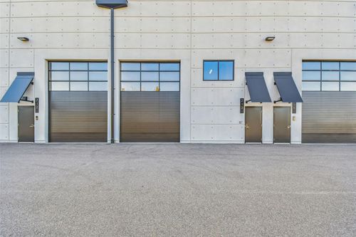 unit-213-6500 Motor Enclave Way, TAMPA, FL, 33610-9432 | Card Image