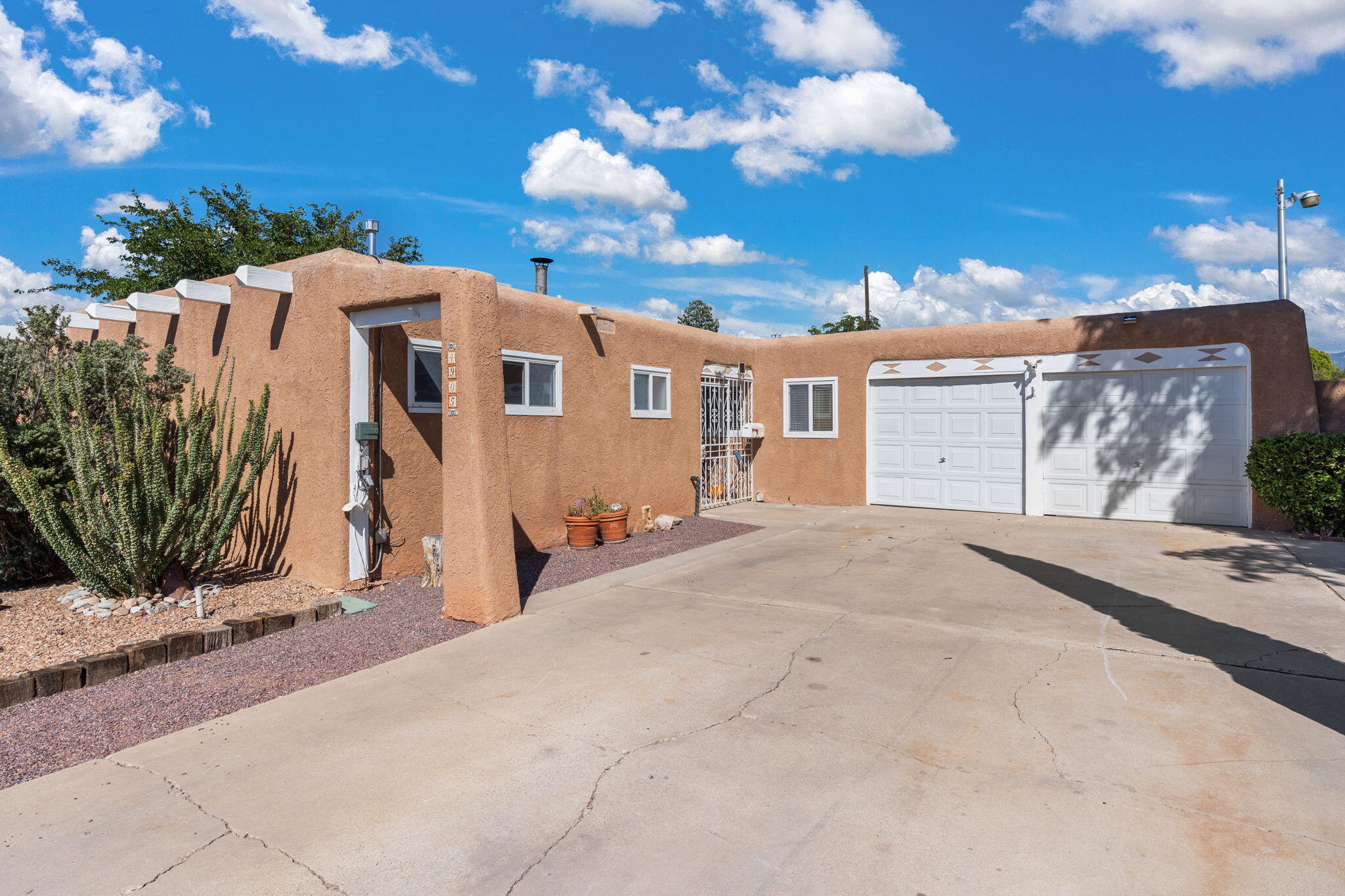 Goodrich Ave, Albuquerque, NM 87110
