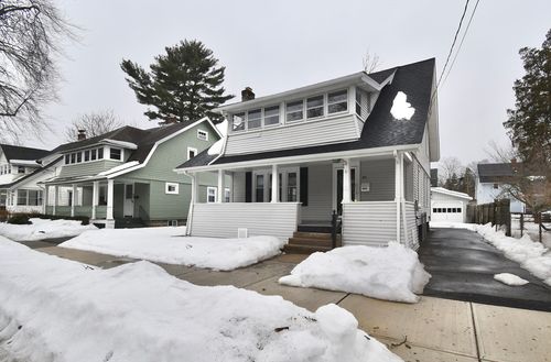 34 Castle St, Springfield, MA, 01118-2122 | Card Image