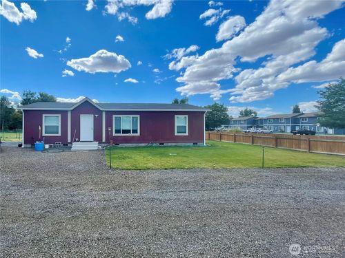 405 E Chelan St, Coulee City, WA, 99115-5197 | Card Image