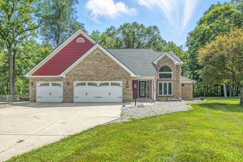 1066 Dogwood Way, Greenfield, IN, 46140-9796 | Card Image
