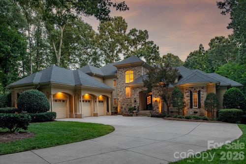 9117 Yellow Pine Ct, Waxhaw, NC, 28173-8375 | Card Image