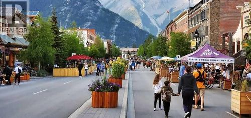 211 Banff Ave, Banff, AB, T1L1H1 | Card Image