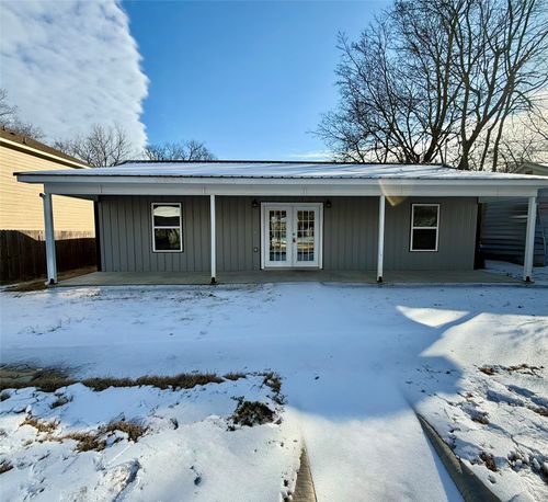 805 S 4th St, Bonham, TX, 75418-4606 | Card Image