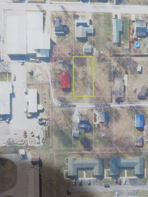 410 N Maple St, Akron, IN, 46910-9266 | Card Image