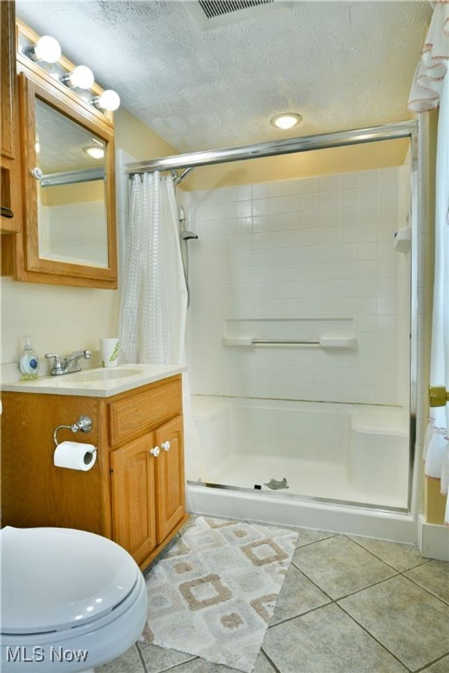 1774 Edgewood St Ne, House other with 3 bedrooms, 2 bathrooms and null parking in Warren OH | Image 20