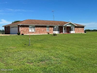 6415 Hwy 63, House other with 3 bedrooms, 2 bathrooms and null parking in Houston MO | Image 2