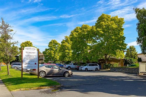 42-4061 Larchwood Dr, Saanich, BC, V8N4P1 | Card Image