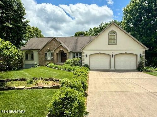 25 Shawnbury Pt, Crossville, TN, 38558-2979 | Card Image