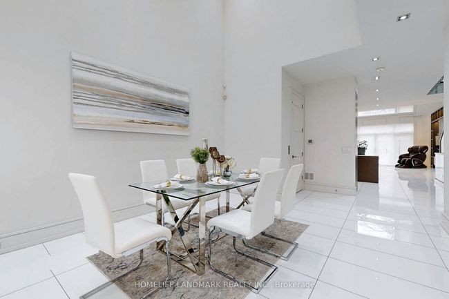 301 Jedburgh Rd, House other with 5 bedrooms, 4 bathrooms and 2 parking in Toronto ON | Image 9
