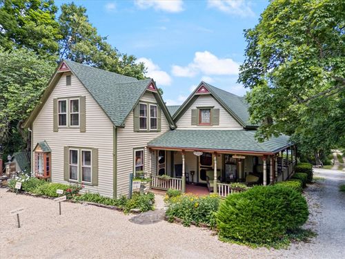 5 Summit St, Eureka Springs, AR, 72632-3319 | Card Image