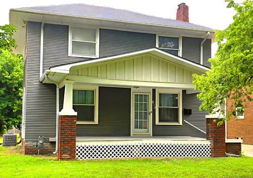 815 Highland Ave, Salina, KS, 67401-4942 | Card Image