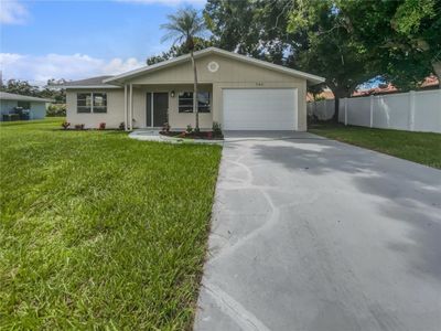 780 Darwin Road, House other with 3 bedrooms, 2 bathrooms and null parking in VENICE FL | Image 1