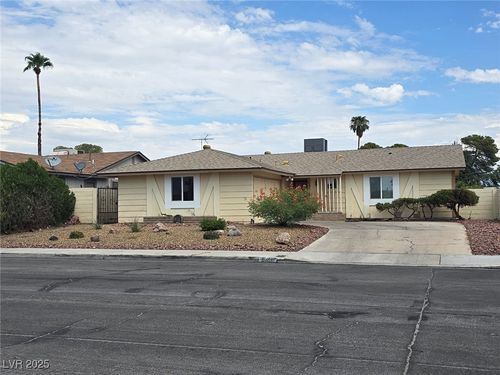 6458 Creston Ave, Las Vegas, NV, 89103-3233 | Card Image