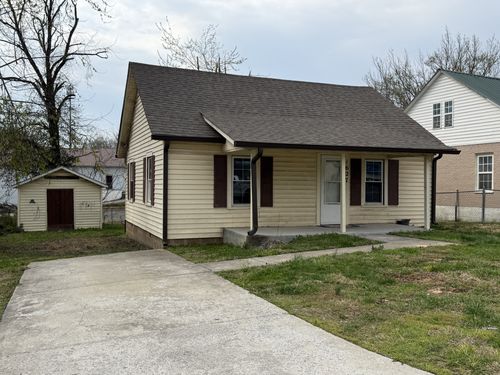 1627 Old Highway 31 E, Westmoreland, TN, 37186-2264 | Card Image