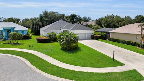 3819 St Emma Ct, LEESBURG, FL, 34748-1863 | Card Image