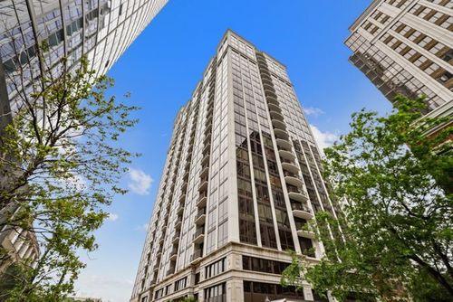 apt-804-233 E 13th St, Chicago, IL, 60605-3243 | Card Image