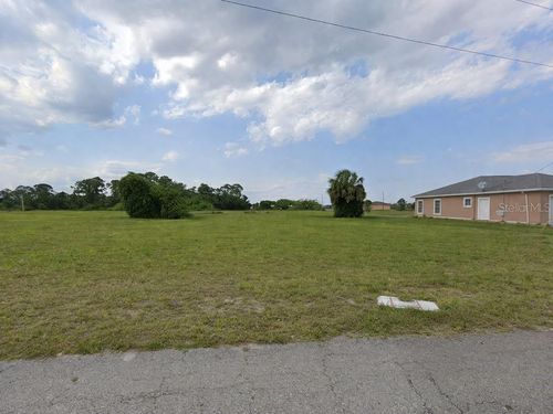 7015 Gill Circle, Labelle, FL, 33935 | Card Image