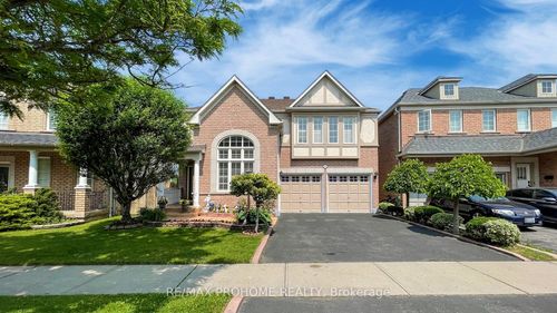 64 Grainger Cres, Ajax, ON, L1T4Y6 | Card Image
