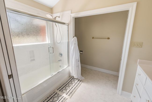 2594BrynMawrAve-24 | Image 42