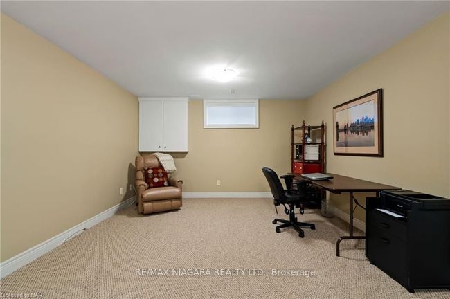 8 Woodbine Ave, House other with 3 bedrooms, 2 bathrooms and 2 parking in Saint Catharines ON | Image 21