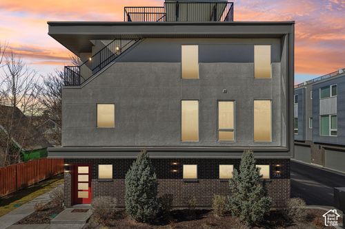 1a-736 300, Salt Lake City, UT, 84111-4002 | Card Image