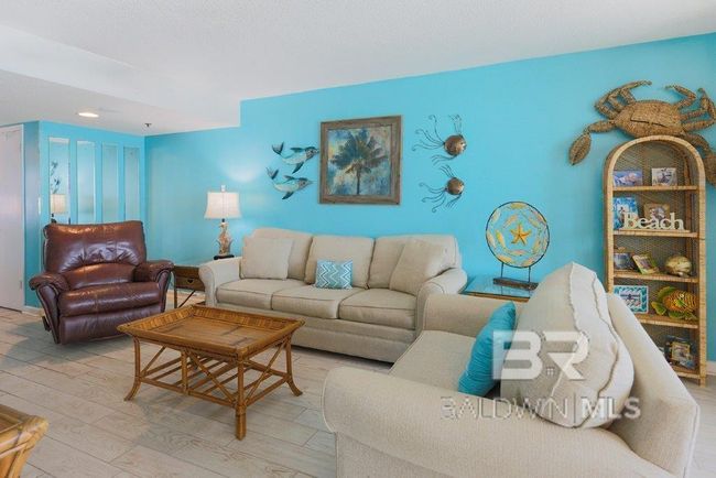 Living Room | Image 5