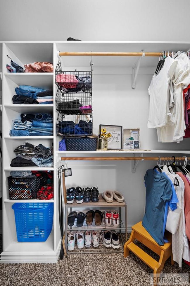 Walk in closet in 2nd bedroom | Image 44