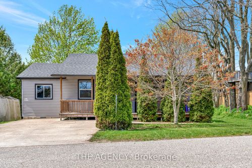 9377 Garner Rd, Straffordville, ON, N0J1Y0 | Card Image