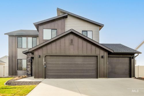895 Ne Trailridge St, Mountain Home, ID, 83647-1380 | Card Image