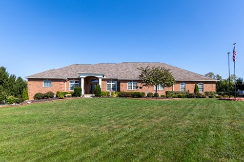 1800 Ash Meadow Ct, Xenia, OH, 45385-9595 | Card Image