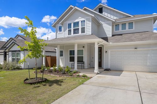 109 Broken Oak Dr, Liberty Hill, TX, 78642-4922 | Card Image