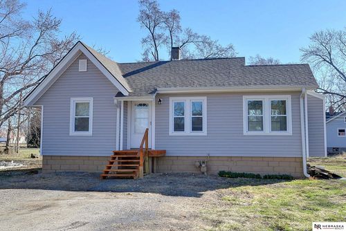 5217 N 9th St E, Omaha, NE, 68110-1241 | Card Image