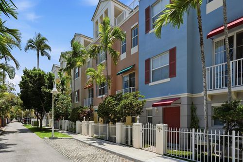 unit-2-542 Ne 7th Avenue, Fort Lauderdale, FL, 33301 | Card Image