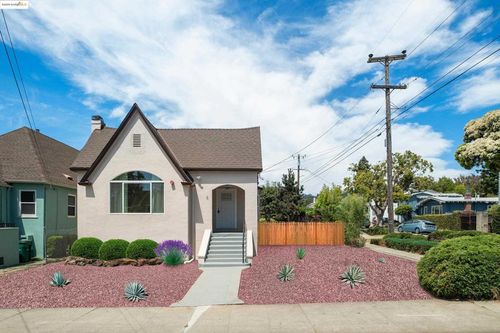 1437 Portland Ave, Albany, CA, 94706-1429 | Card Image