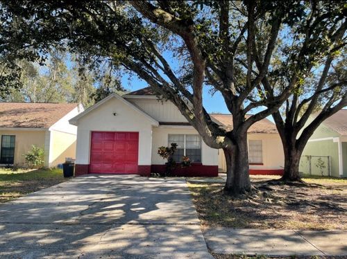 8211 Clermont St, Tampa, FL, 33637-6574 | Card Image