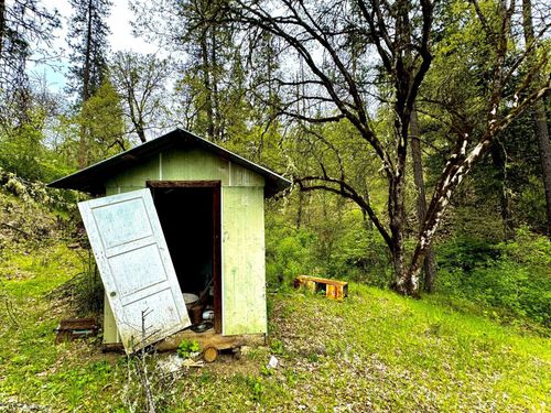 41 Viola Ln, Lewiston, CA, 96052 | Card Image